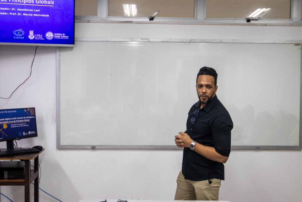 PECS no Congresso UFBA 80 Anos: Centros de Inteligência em Saúde Digital no âmbito Municipal