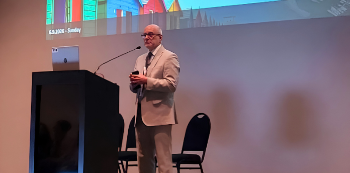Professor Luis Eugênio de Souza preside 18º Congresso Mundial de Saúde Pública, na África do Sul